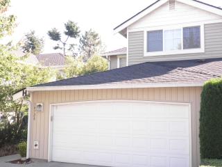 18700 109th Ln, Seattle, WA 10921-8111