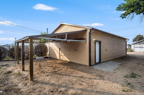 327 2nd Ave, La Salle CO 80645-3218 exterior