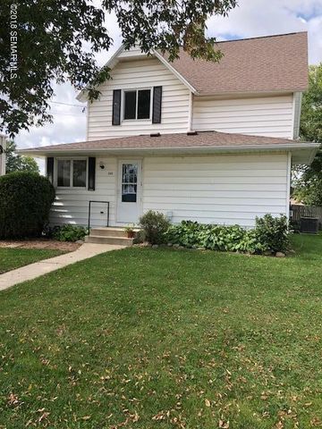 305 1st Ave, Byron, MN 55920-1419