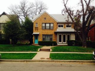 3913 Hawthorne Ave, Dallas TX  75219-2220 exterior
