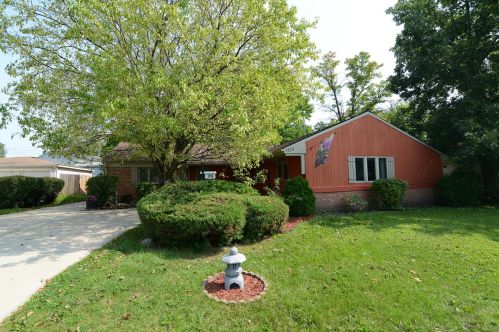 1335 Hartford St, Glendale Heights, IL 60139-3012