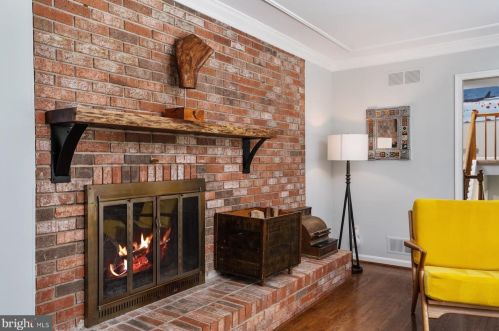 1331 Argyll Dr, Arnold MD  21012-2102 exterior