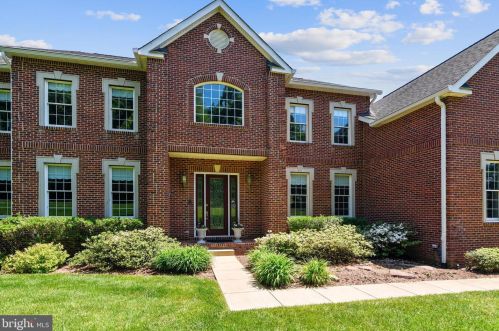 17720 Braemar Pl, Leesburg, VA 20175-7044