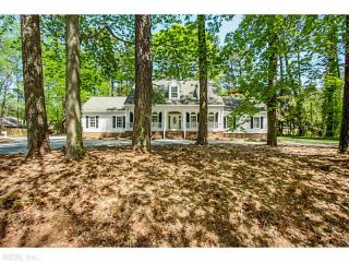 535 Piney Point Rd, Yorktown, VA 23692-3531