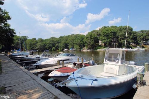 255 Baskerville Ct, Severna Park MD 21146-2125 exterior