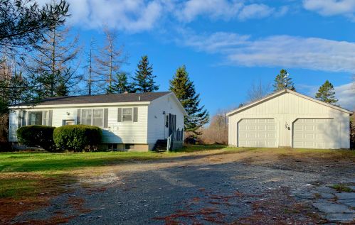 438 Roque Bluffs Rd, Machias, ME 04654-3011