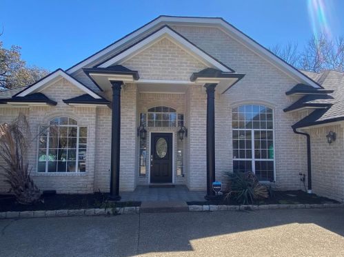 219 Granada Calle St, Granbury, TX 76049-1426
