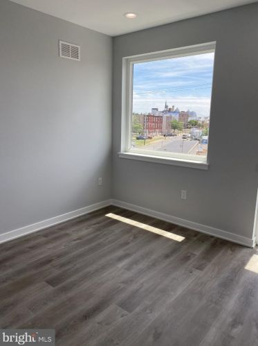 435 Berks St, Philadelphia PA 19131-3206 exterior