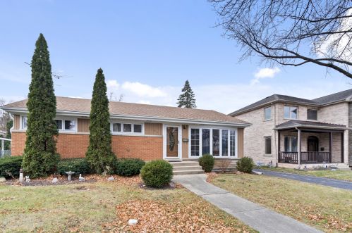 102 Yale Ave, Arlington Hts, IL 60005-1167