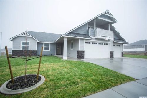 1103 Kansas St, Kennewick, WA 99336