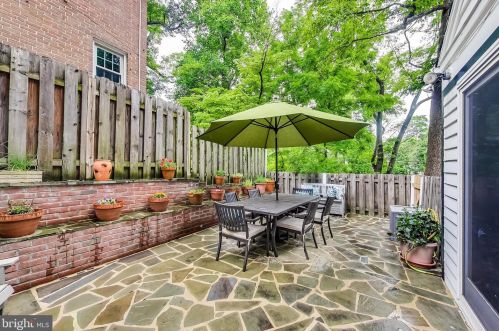 610 Ellsworth Dr, Silver Spring MD 20910-4301 exterior