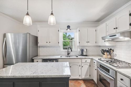 1152 Mitsy Hollow Dr, Marietta, GA 30068-2350