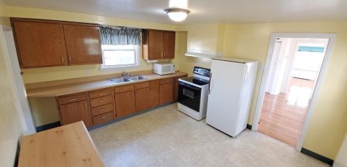 121 Forrer St, Cincinnati OH 45215-3049 exterior