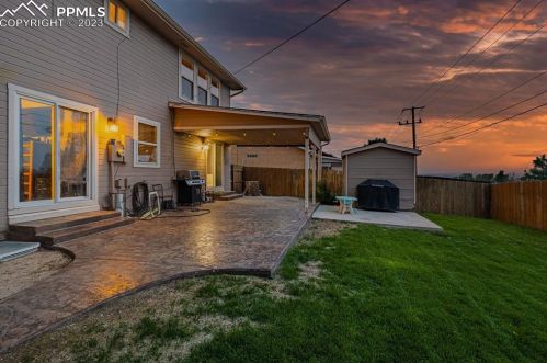 4111 Crestview Dr, Pueblo CO 81008-1761 exterior