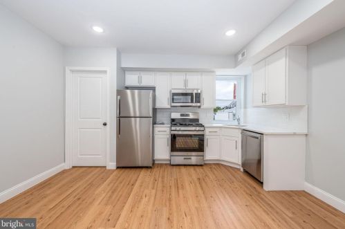 1522 9th St, Philadelphia, PA 19147-6428