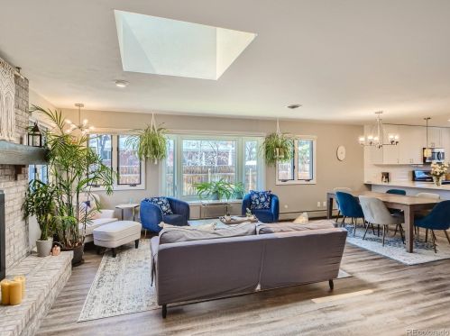 1741 Cape St, Denver CO  80232-6610 exterior