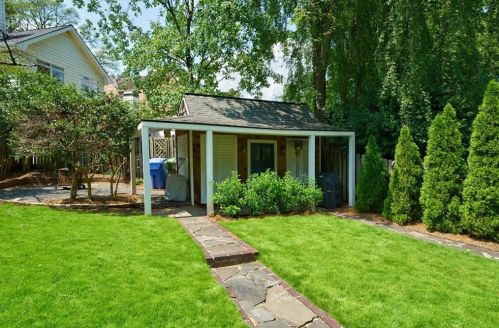 106 Huntington Rd, Atlanta GA  30309-1503 exterior