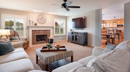 9209 Daniel Ln, Spring Grove, IL 60081-8248
