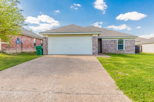 3169 Lippizan St, Waco, TX 76706-7462