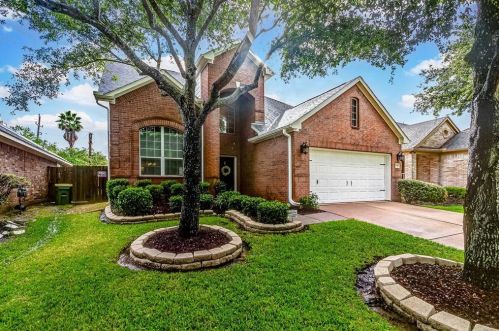 13106 Castlewind Ln, Pearland, TX 77584-6788
