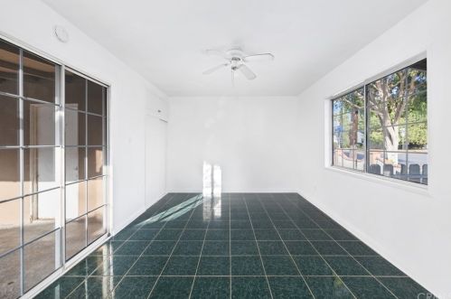 527 North St, Anaheim CA  92805-1932 exterior