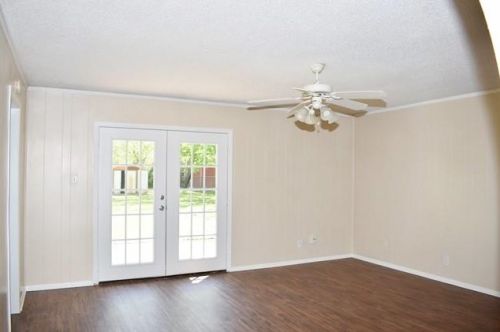 6616 Mona Lisa Ave, Fort Worth TX  76148-2831 exterior