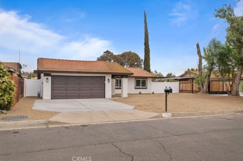 6070 Scheelite St, Riverside CA  92509-5014 exterior