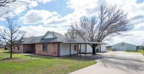 109 Creekview Dr, Waxahachie, TX 75165-9562