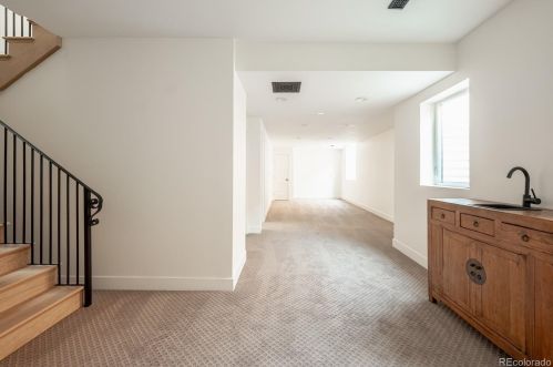 2957 Logan St, Englewood CO  80113-1635 exterior