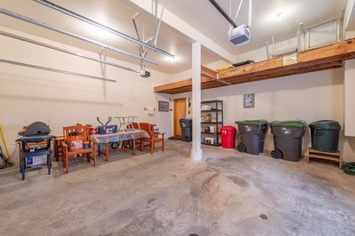 14236 Wolfgang Rd, Truckee CA  96161-6903 exterior