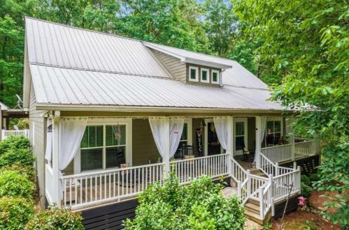 98 Sable Ct, Big Canoe, GA 30143-5940