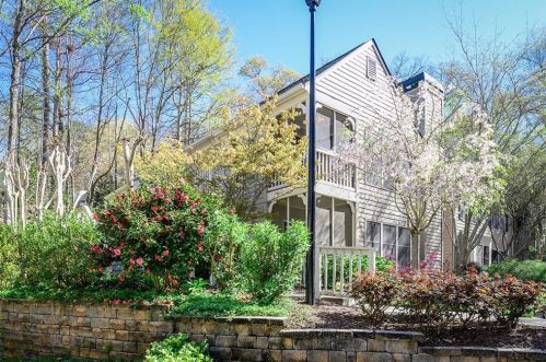 703 Bainbridge Dr, Atlanta GA  30327-4267 exterior