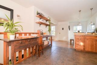 525 91st St, Seattle WA  98115-2816 exterior