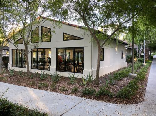 324 Quail Rdg, Irvine CA  92603-4240 exterior