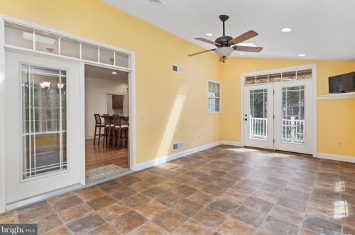 1022 Rockledge Dr, Carlisle PA  17015-9127 exterior