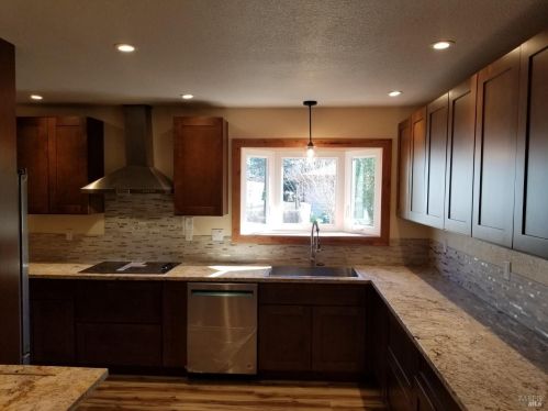 19393 Mountain Mdw, Middletown, CA 95467-8550