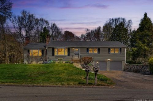 120 Twin Brook Ter, Upper Stepney, CT 06468-1837