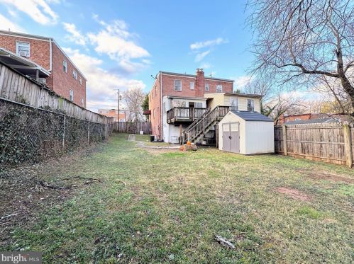 8455 12 Ave, Silver Spring MD 20903-3304 exterior