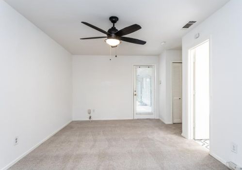 1705 Glen Alta Dr, Irving TX  75061-2306 exterior