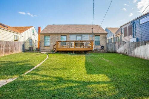 4216 Locke Ave, Fort Worth TX  76107-5520 exterior