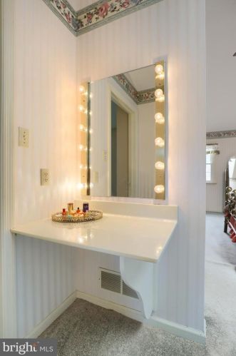 1542 Jefferson Ct, Lancaster PA  17602-1244 exterior