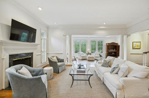 1041 Farmington Ln, Atlanta GA  30319-2811 exterior