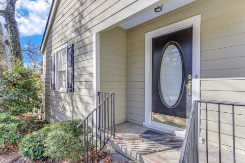 1047 Lanier Ave, Gainesville, GA 30501-1729