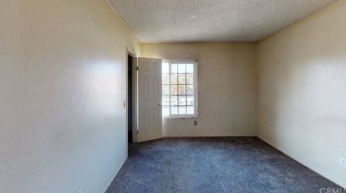 13052 April Dr, Riverside CA  92503-0933 exterior