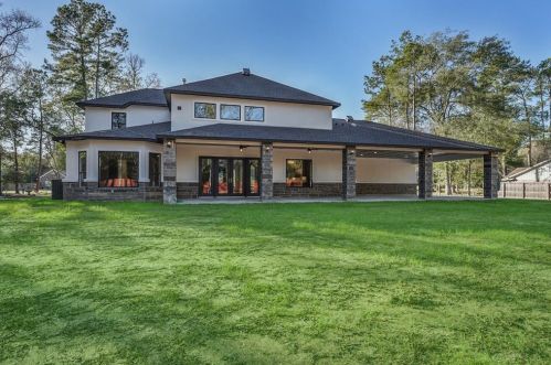 15475 Conroe Dr, Conroe TX  77384-3419 exterior