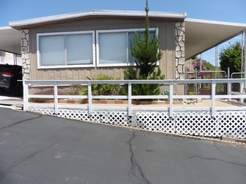 12250 Vista Way, El Cajon, CA 92021
