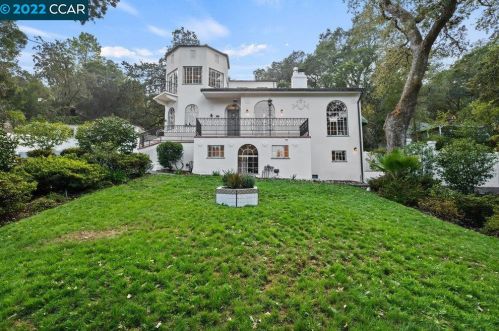 151 Canon Dr, Orinda, CA 94563-2218