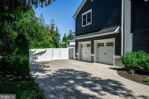 605 Warwick Rd, Tavistock NJ  08033-3926 exterior