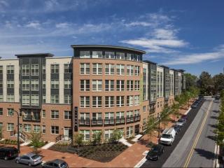 815 Pershing Dr, Silver Spring MD  20910-4489 exterior