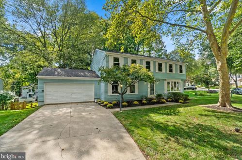 9490 Dawnblush Ct, Columbia, MD 21045-5116